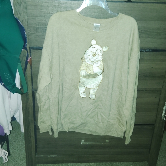 Winnie The Pooh Graphic Sweatshirt XL - Picture 1 of 6